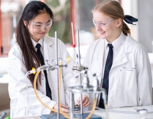 Seymour_Photo 1